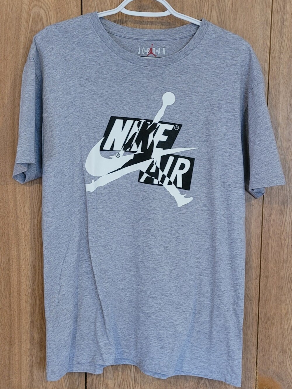 Jordan Gray Short-Sleeve Tee with White and Black Nike Air Logo Men's Large.